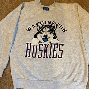 Vintage UW University Washington Huskies crewneck